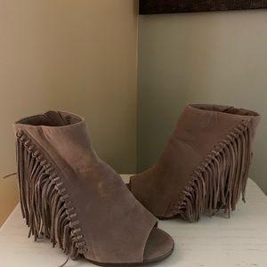“Fringe” with benefits suede leather heels